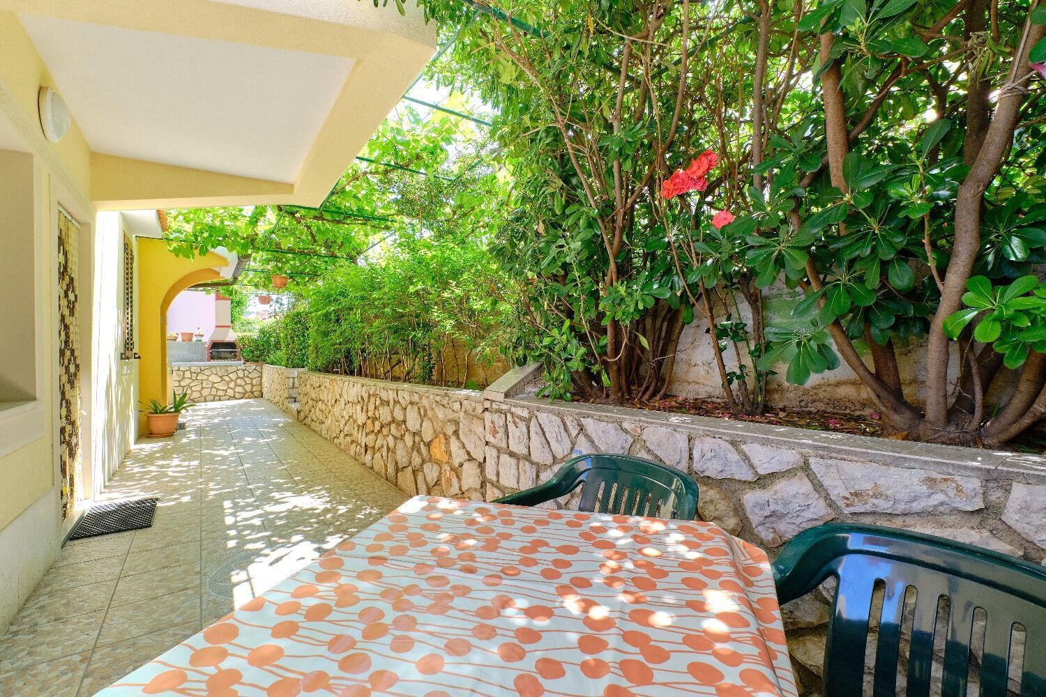 Apartments Nada - 150 M From Sea มาลีโลชินจ์ ภายนอก รูปภาพ
